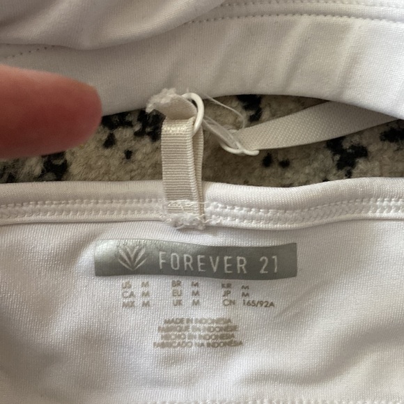 Forever21 T-back Bras - Picture 4 of 4